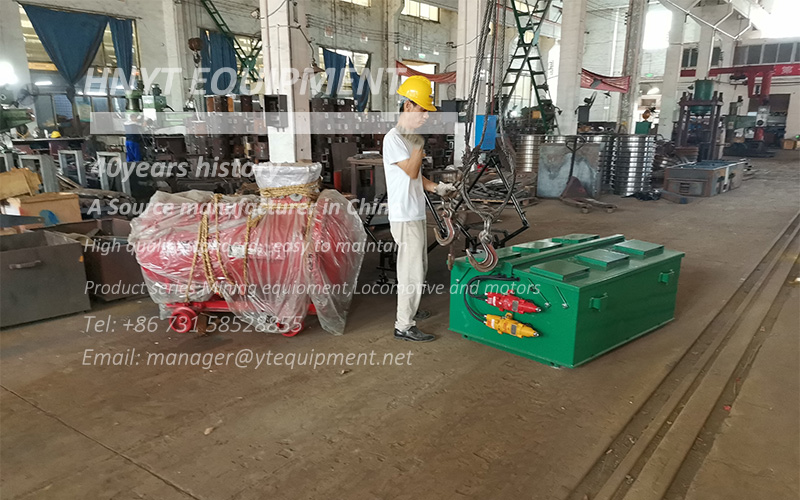 shipment of 5 ton battery locomotive 3.jpg